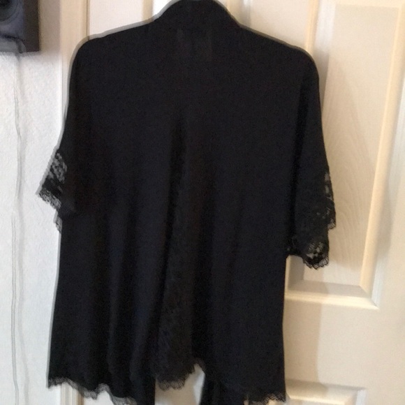 LOGO short sleeve lace wrap - Picture 2 of 3